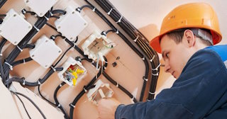 Электромонтаж под ключ от 572 руб в Острогожске - ЭлектроСтг